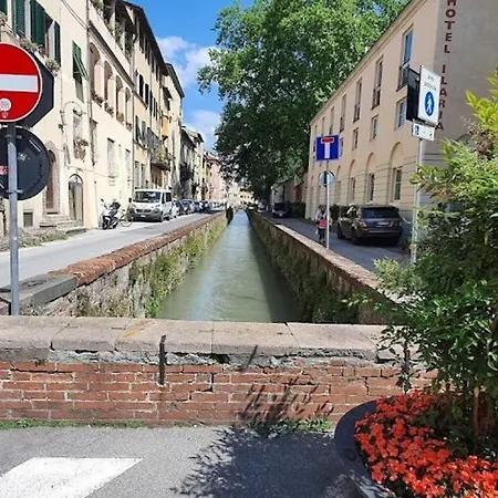 Corte Floridia Appartamento Lucca
